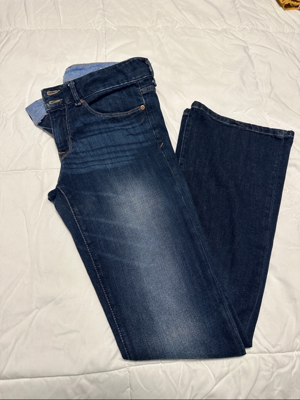GAP Women's Bootcut Jeans in Dark Blue Wash